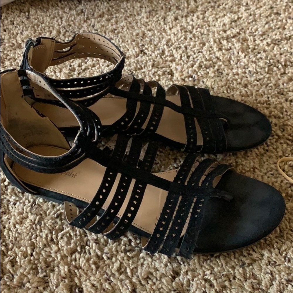 Black sandles. Size 9. Lightly worn